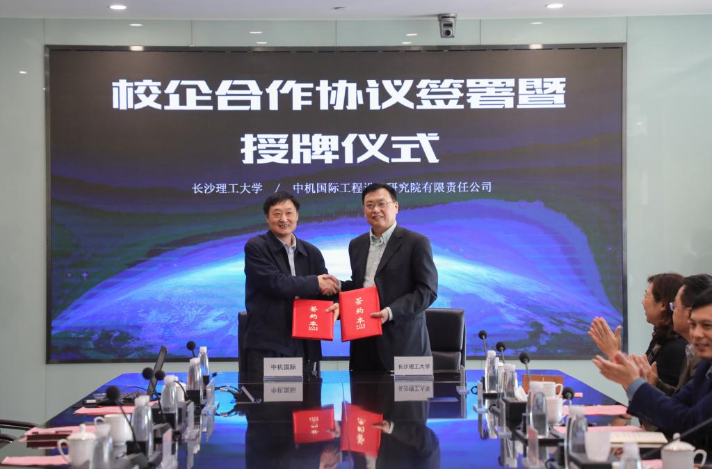 160611676268681.JPG F43A8721.JPG